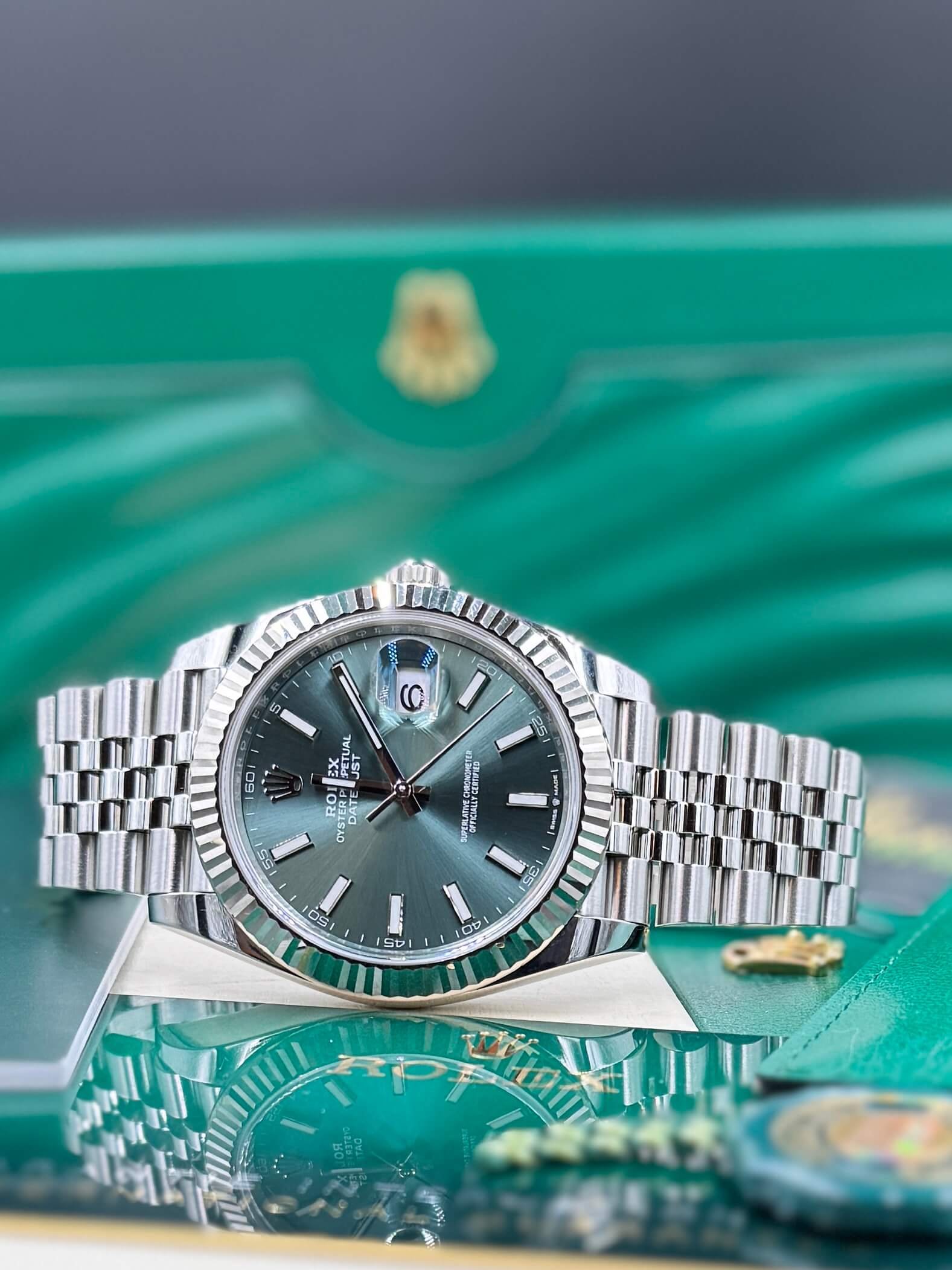 Tweedehands Rolex Kopen, Uw Huidige Rolex of Horloge Inruilen